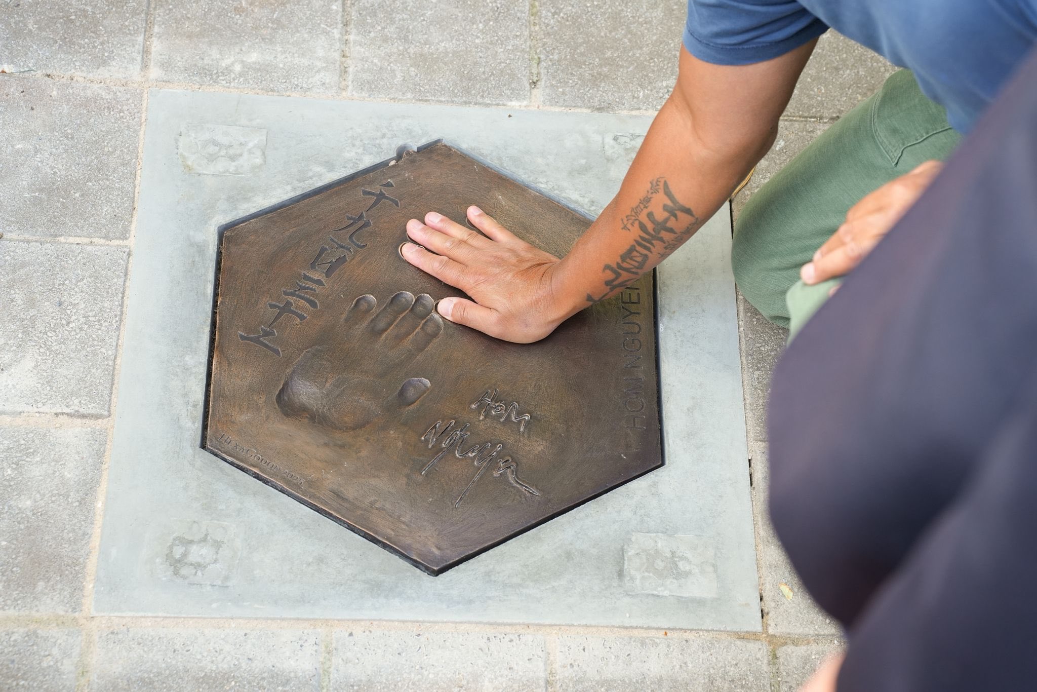 Commemorative plaque - Place des Arts in Touquet